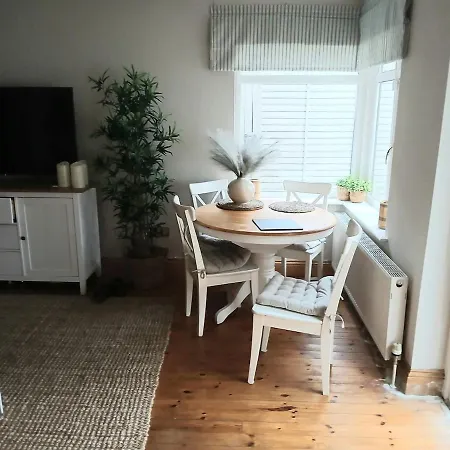 Sea Breeze Spacious 2 Bed House